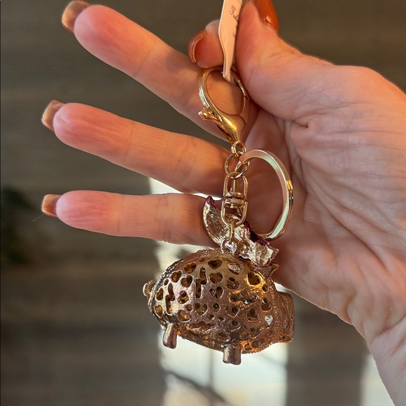 Rhinestone crystal flying pig bag charm key ring - Picture 3 of 3